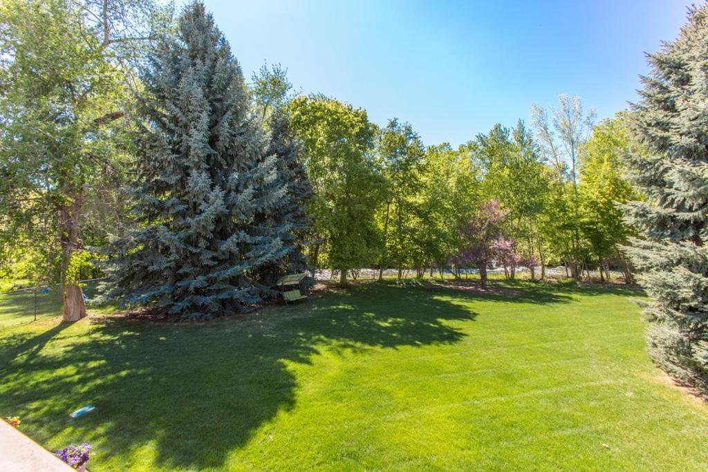 Riverbottoms 1-Acre Estate On The Provo River 외부 사진